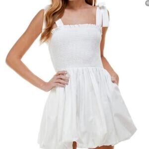 TCEC Bubble Smocked Dress M